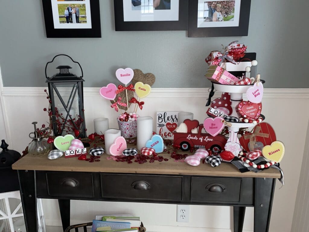 Conversation Hearts Table