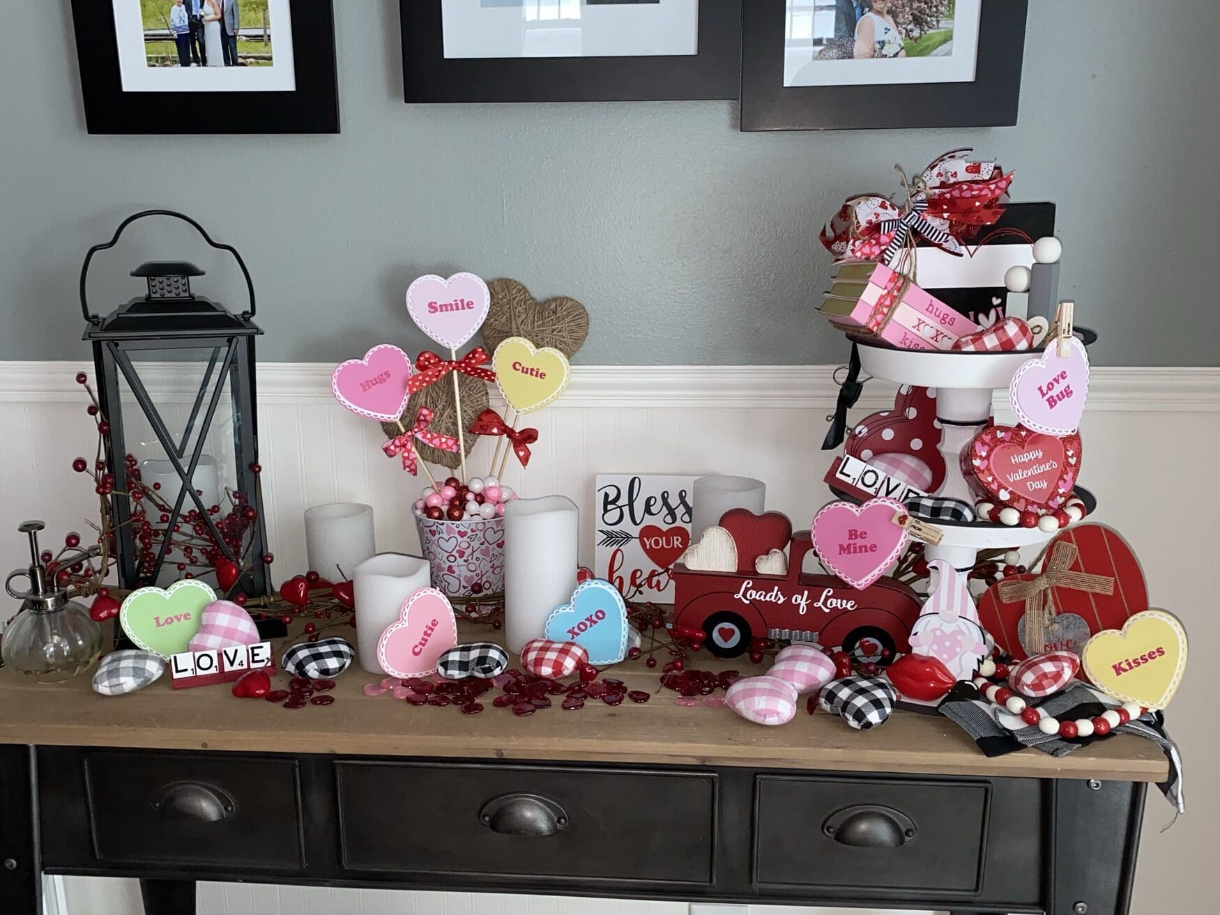 Conversation Hearts Table
